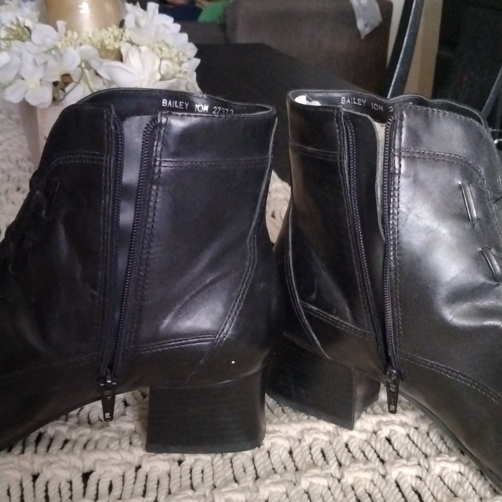 Classic Elements Bailey Ankle Booties Women's - image 4